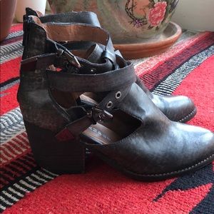 Jeffrey Campbell Everwell Boot Size 7.5